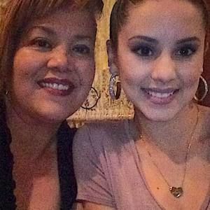 Meet your Posher, Nadia