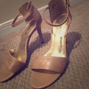 Open toed Nude heels