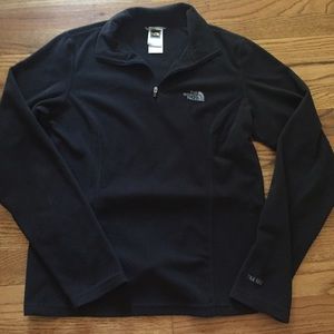 NORTHFACE QUARTER ZIP (TKA 100) - SIZE SMALL
