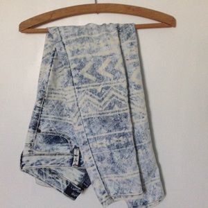 Acid Wash Aztec Print Skinny Jeans