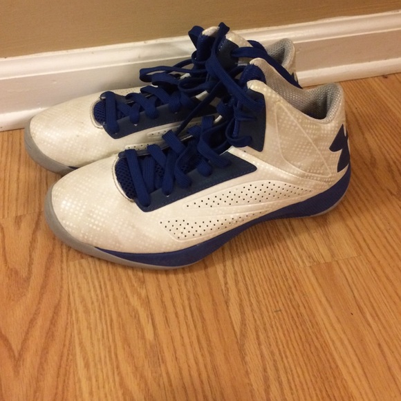 Under Armour Other - Under armour basketball shoes