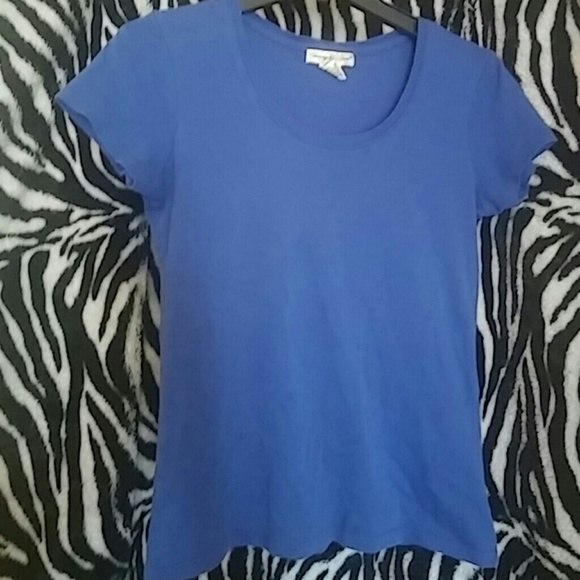 Round neck t-shirt