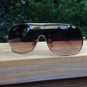 Men's Guess sunglasses
