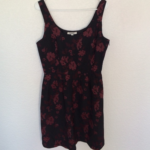 Black and red cocktail fit n flare dress