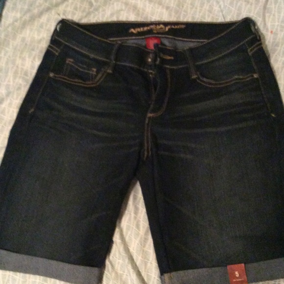 Blue Jean Capris ❣