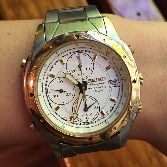 Seiko Other - Seiko Stainless Steel Great Condition NeedsBattery
