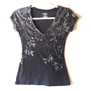 Express V-neck Grey Beaded T-shirt 💕