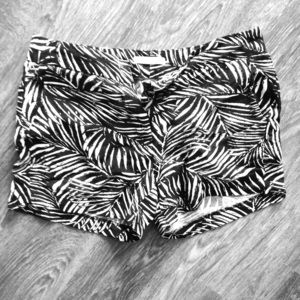 Linen/Rayon Patterned Shorts