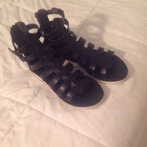 Adorable gladiators.