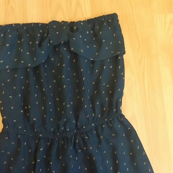 Strapless blue dress with bow