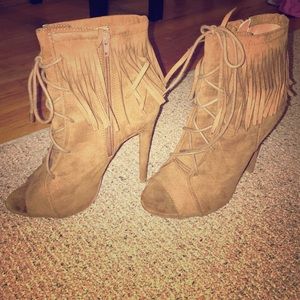 Tan/Brown fringe heeled booties- MAKE AN OFFER