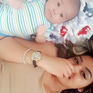 Meet your Posher, Leslie