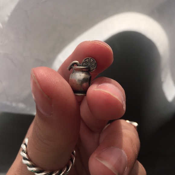 Drink charm!