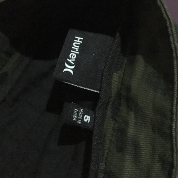 Hurley olive green with cheetah print shorts! - Picture 2 of 3