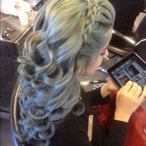 Meet your Posher, Karina