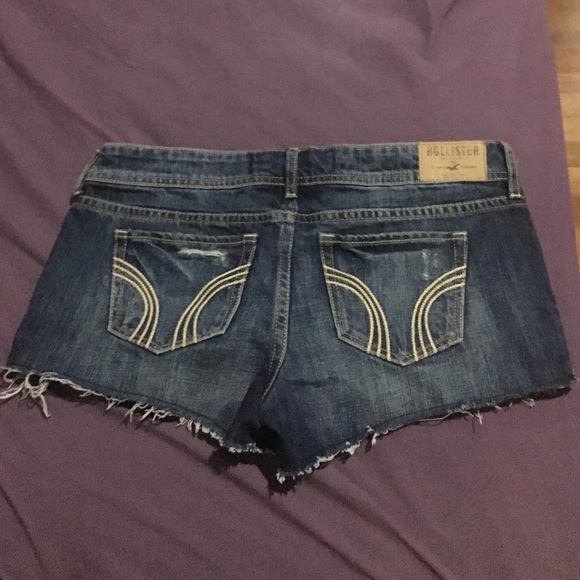 Beautiful pocket studded shorts! - Picture 2 of 4