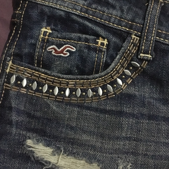 Beautiful pocket studded shorts! - Picture 3 of 4