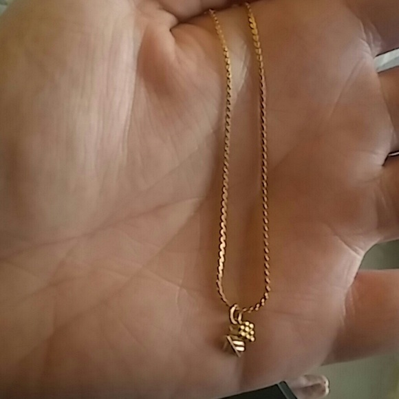 Kids gold leaf necklace