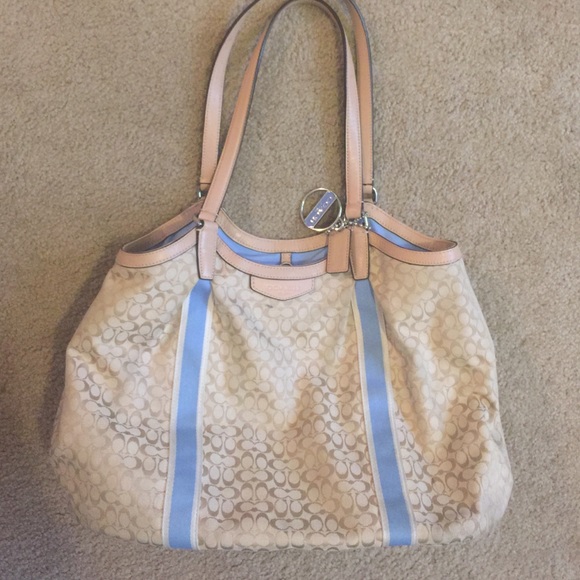 Coach purse  🎀