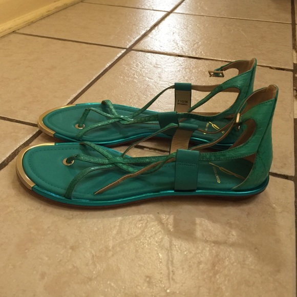 Sandals - Picture 2 of 3