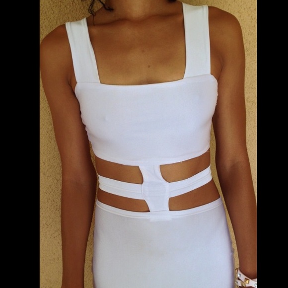 Little White Dress - Picture 2 of 4