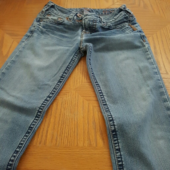 Jeans - Picture 1 of 2