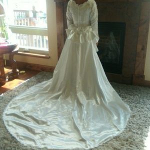 San Martin Wedding Dress