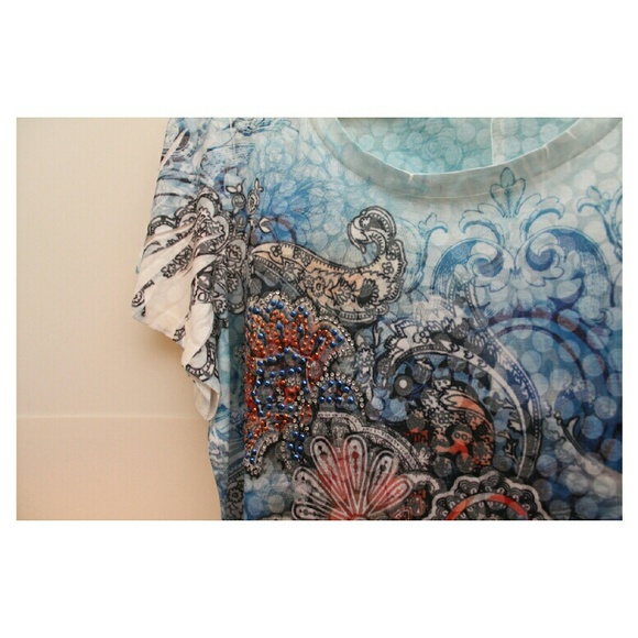 Style & Co thin airy tshirt studded - Picture 3 of 3