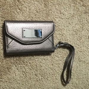 Bronze wristlet
