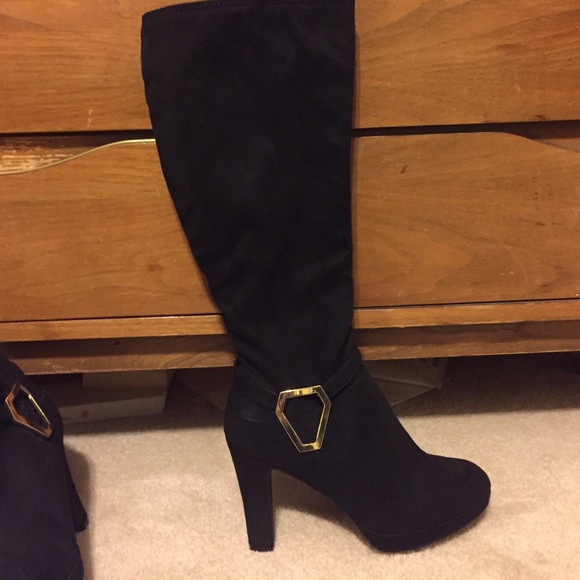 Black boots