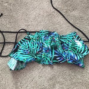 PINK Victoria's Secret Flounce Bikini Top