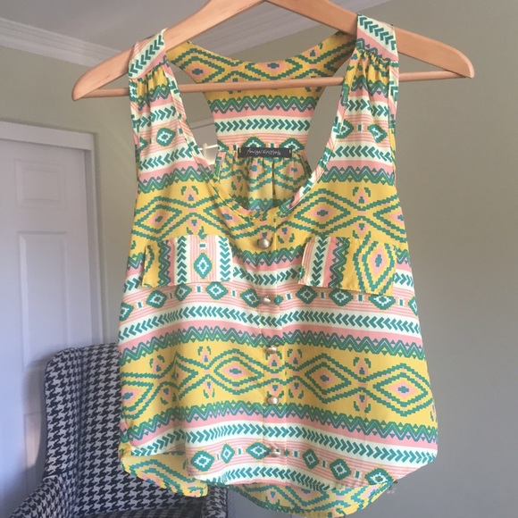 Foreign Exchanged Patterned top. - Picture 1 of 3