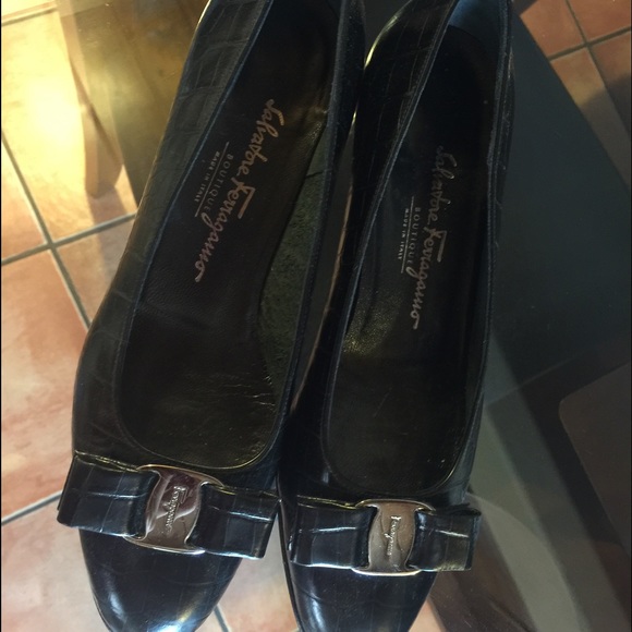 Salvatore Ferragamo Shoes - Picture 1 of 4