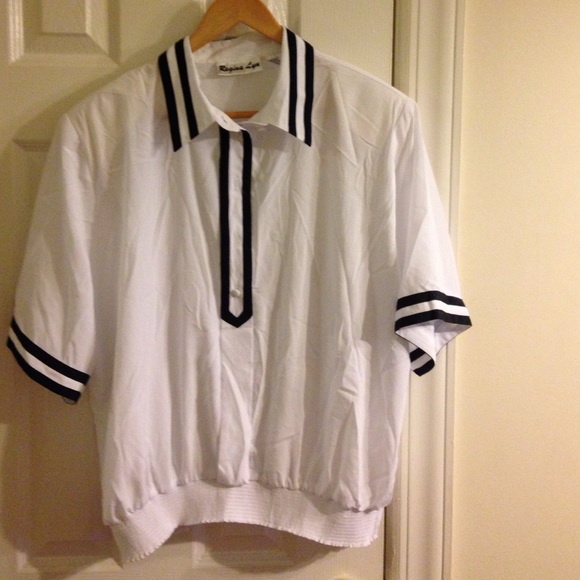 Black & white blouse -plus size