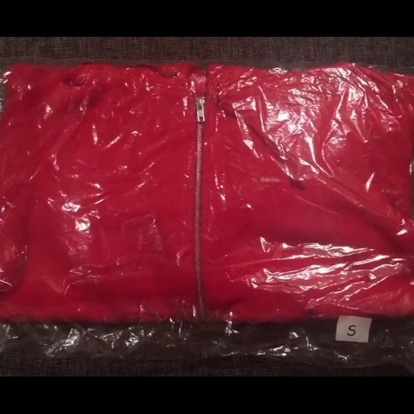 Small Box Logo Zip Up Sweat Shirt - Picture 1 of 1