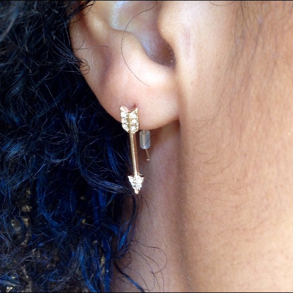 Crystal Arrow Earings - Picture 1 of 2