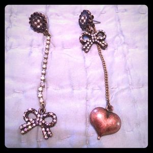 SOLDBetsey Johnson Earrings!