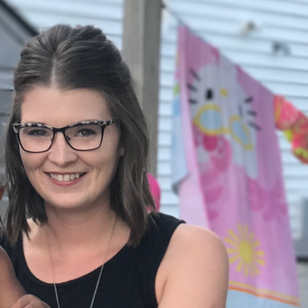 Meet your Posher, Caroline