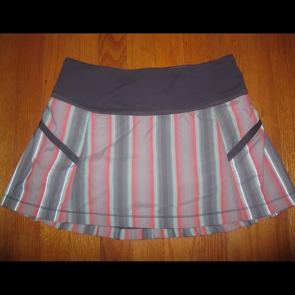 lululemon athletica Dresses & Skirts - Lululemon Run  Pacesetter Striped Pleated Skirt