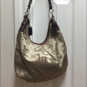 Handbag coach