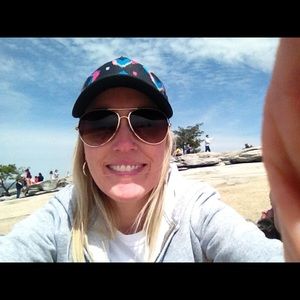 Meet your Posher, Paula