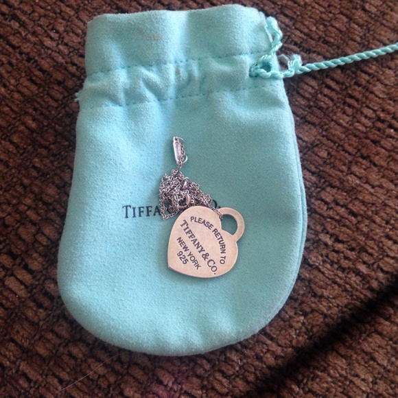 Return to Tiffany large pendant