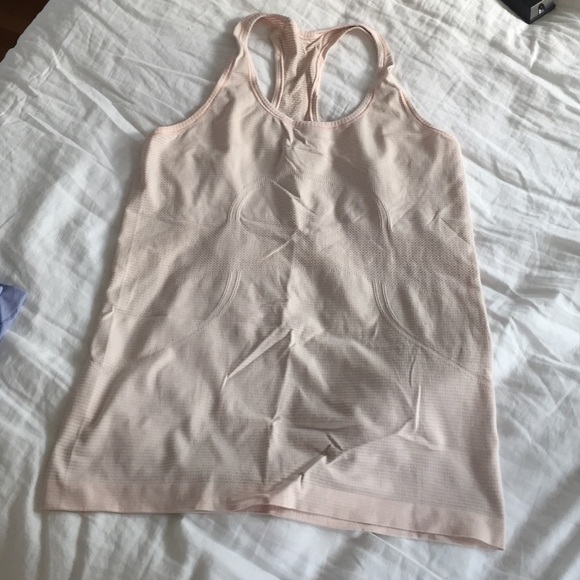Lulu lemon swiftly tank