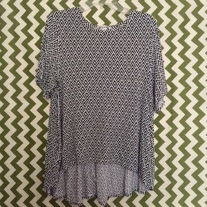 Black and white high-low blouse