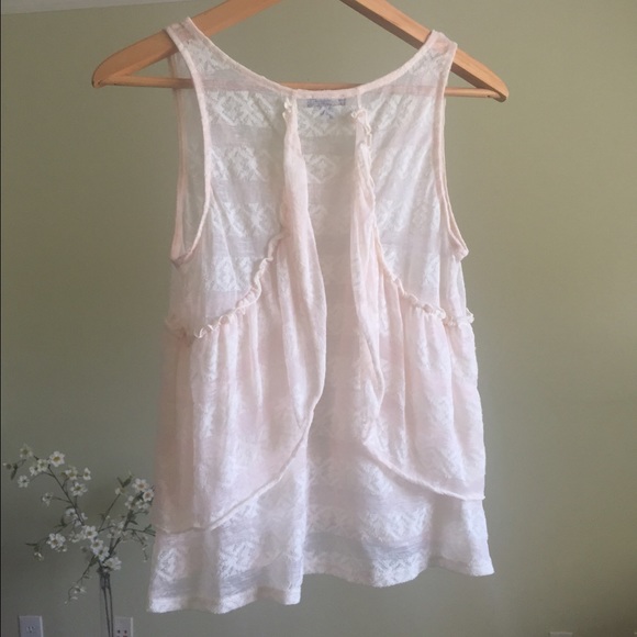Pink and white lace flowy top - Picture 2 of 4