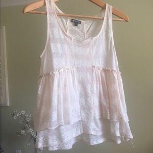 Pink and white lace flowy top