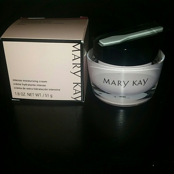 Mary Kay intense moisturizing cream
