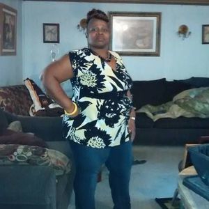 Meet your Posher, Stacy