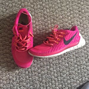 RARE, VERY CUTE Nikes :)