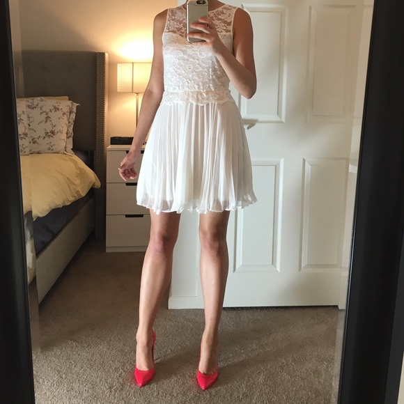 Double Zero Dresses & Skirts - Double Zero White Dress